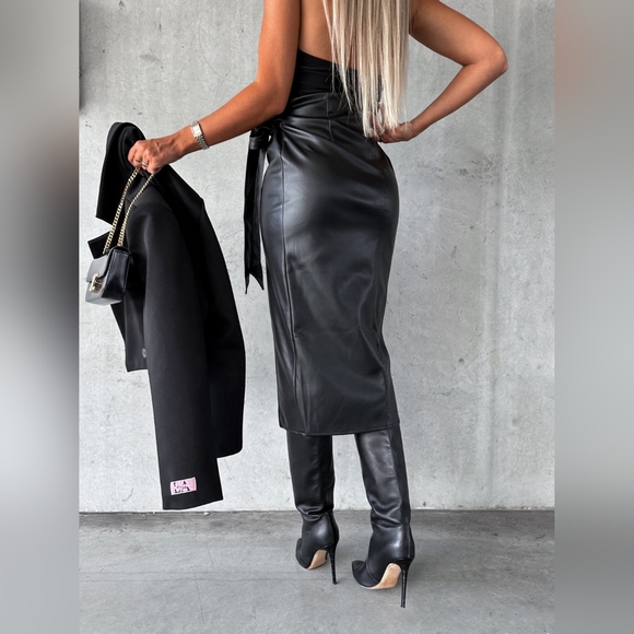 Tied High Waist Black Skirt - Picture 2 of 5